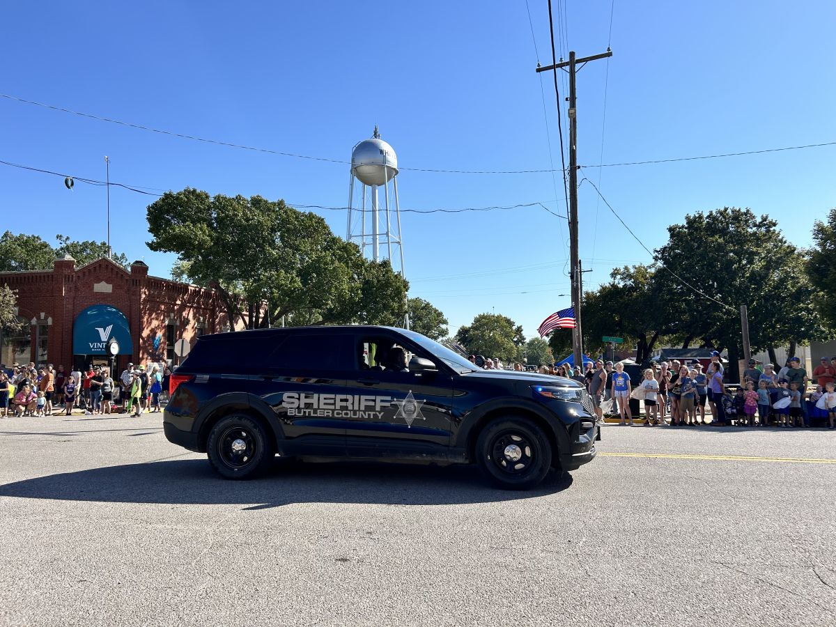 Sheriff Department in Parade