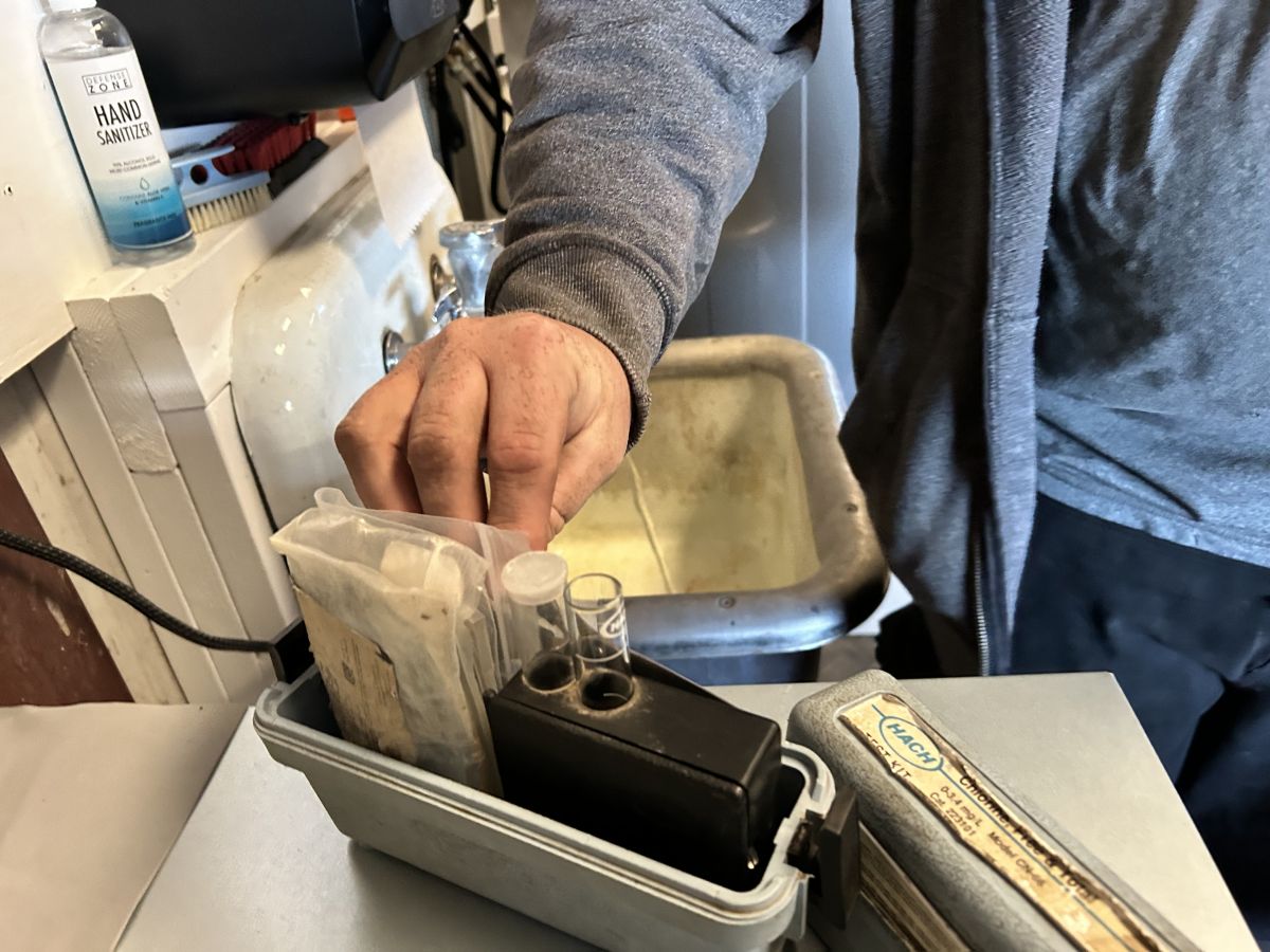 water testing with sample tubes